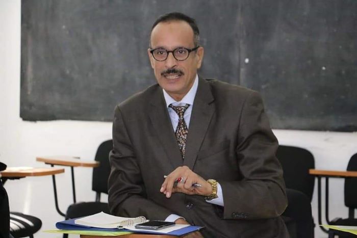 الفنان التشكيلي المنصوري الإدريسي محمد